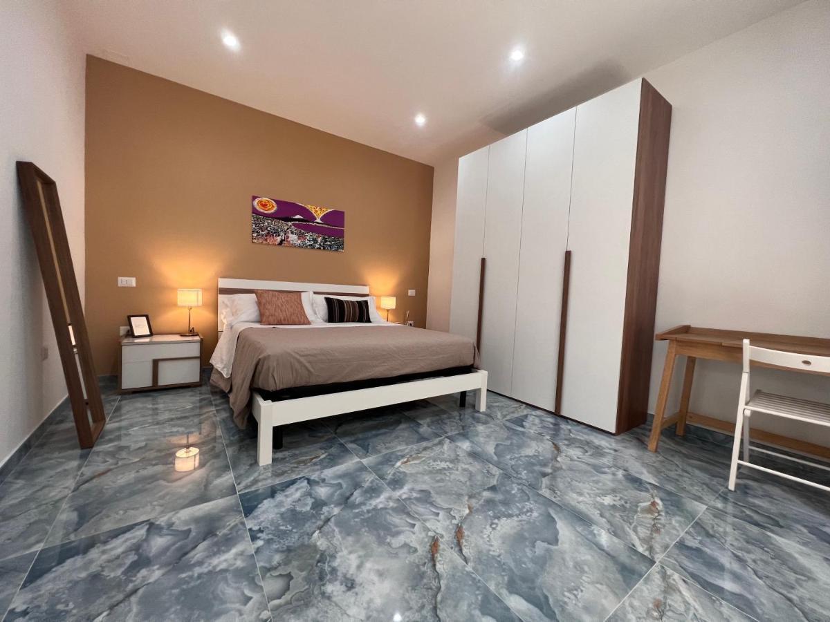 Apartment with Terrace (Con Cucina - with kitchen)